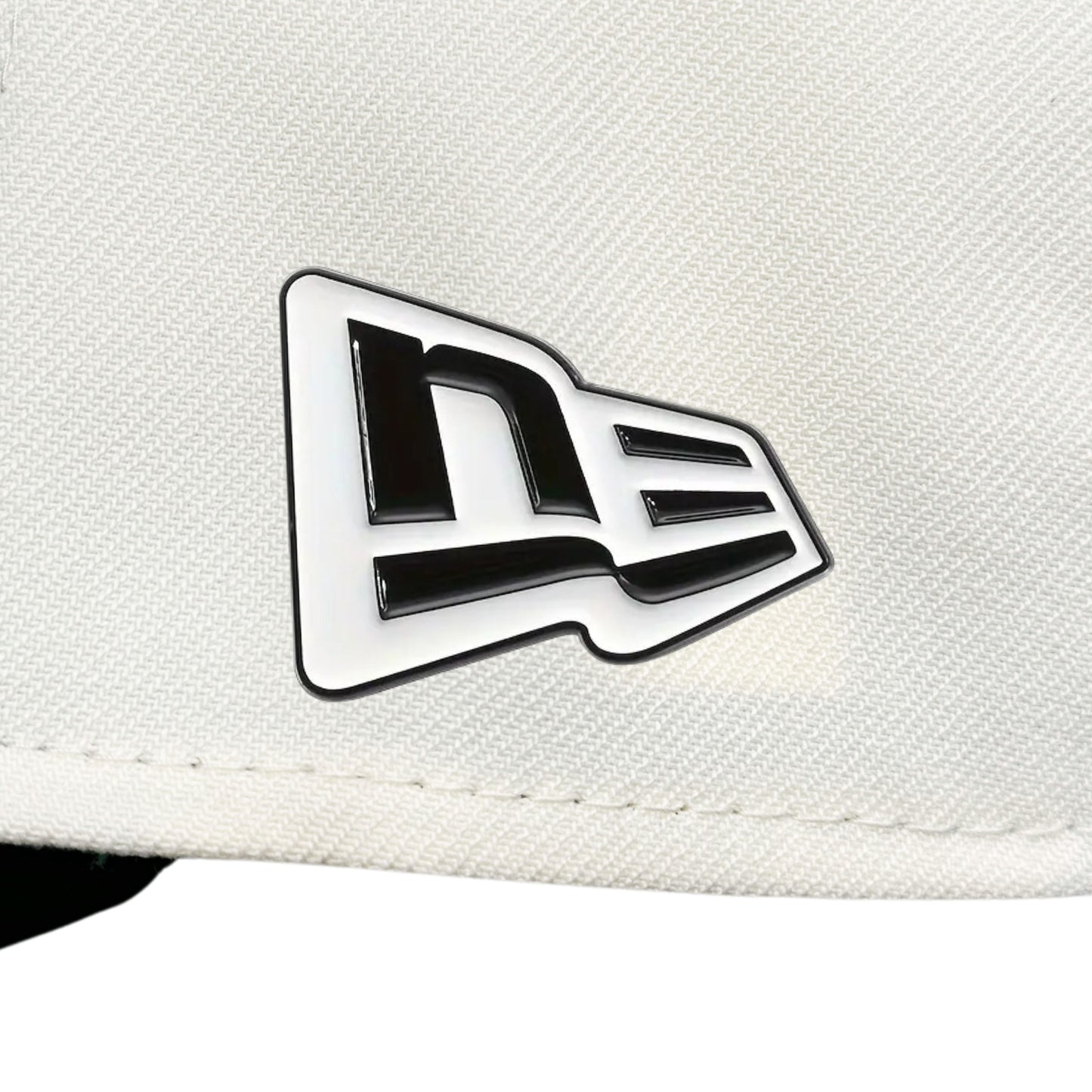 Pin metรกlico โNew Era Flagโ