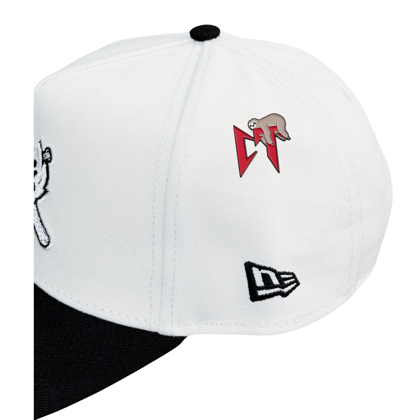 Pin metรกlico โCorridos Tumbadosโ