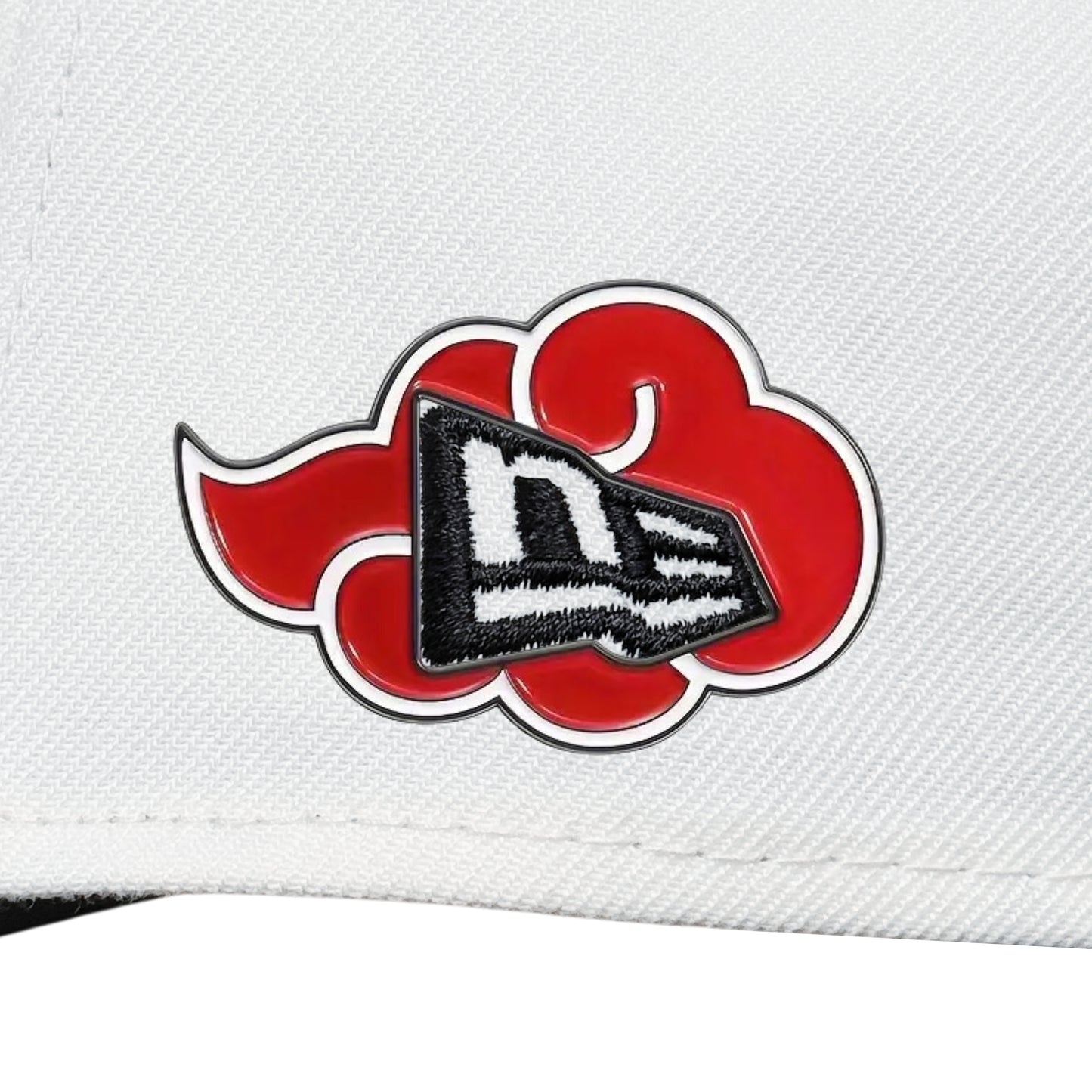 Pin metálico “Nube Akatsuki”