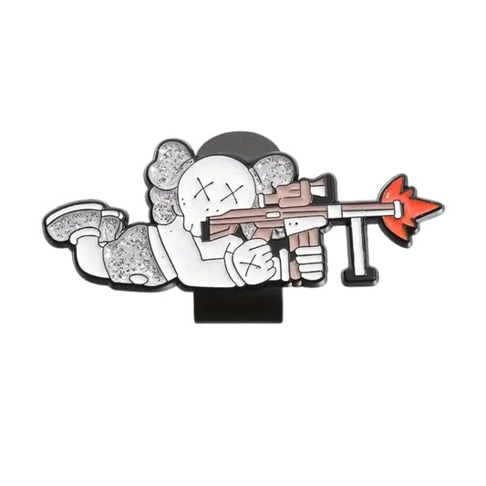 Clip metálico “Kaws Bélico” BROCHE