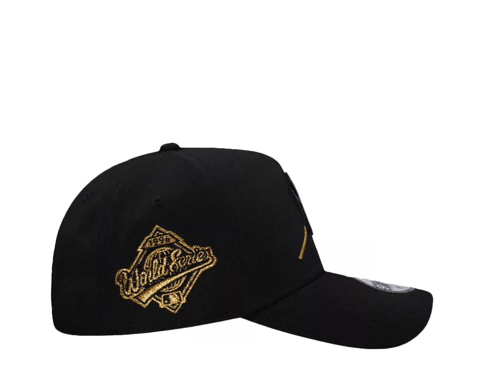 Gorra Yankees de Nueva York “Gold Rose Series 1996”