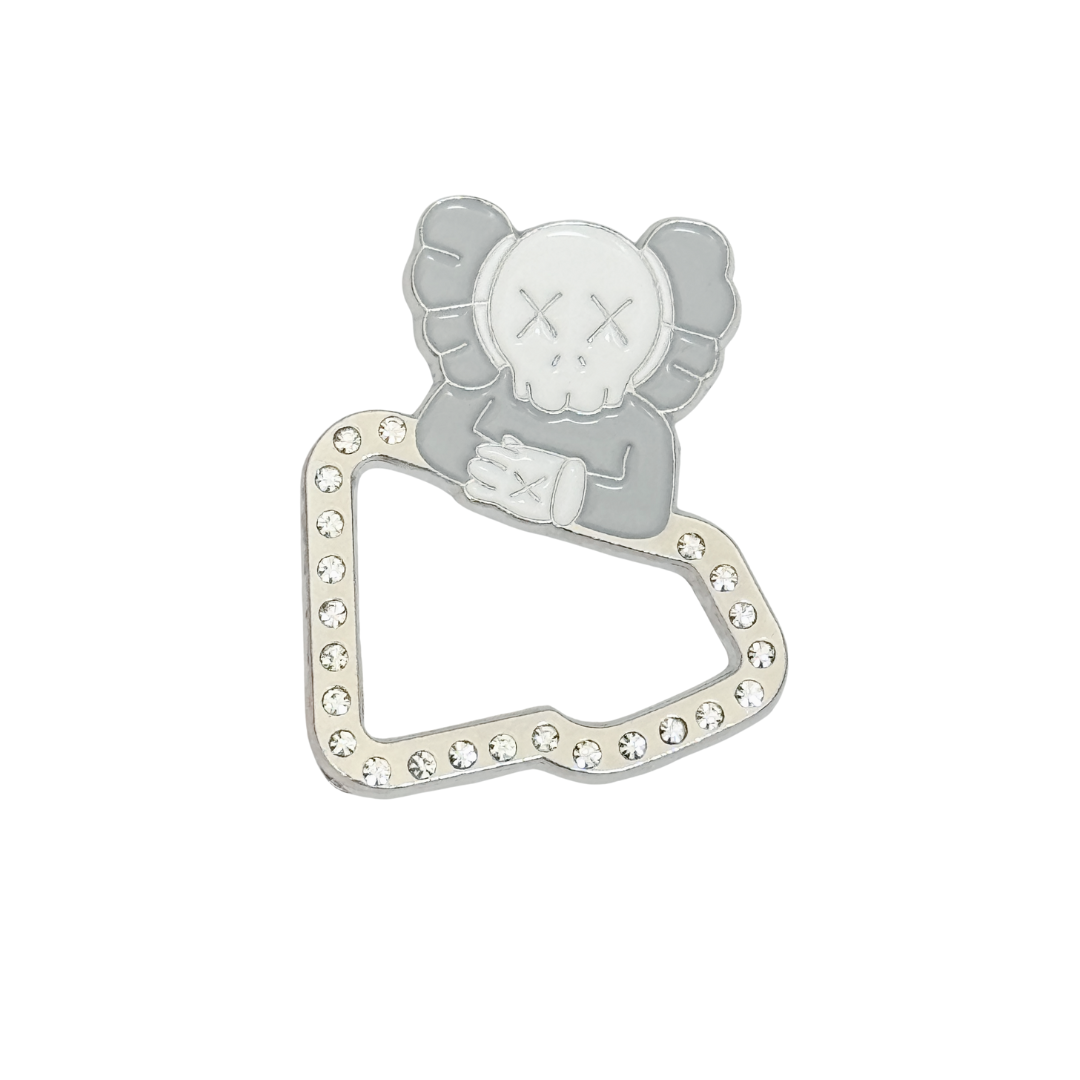 Pin metálico “MLB KAWS”